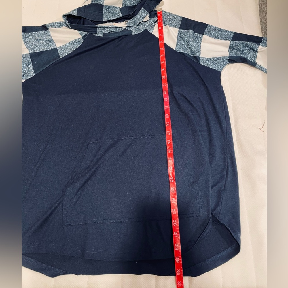 LuLaRoe “Amber” Navy and White Checkered & Solid Prints Pullover Hoodie. EUC - Picture 14 of 15